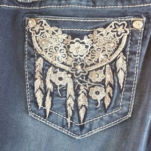 BNWOT*Miss Me Bootcut Jean's